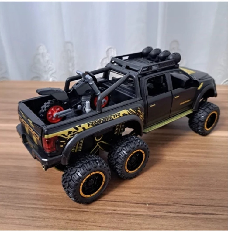 ماکت ماشین فورد رپتور f150 بهمراه موتور مشکی برند چه ژی مقیاس ۱/۲۸ خرید قسطی