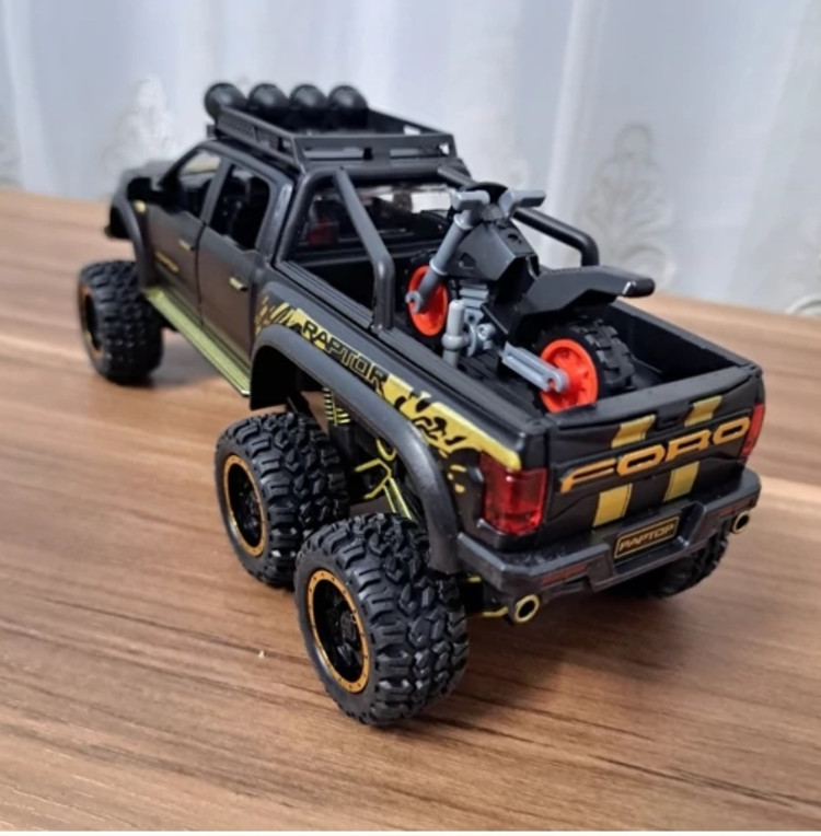 ماکت ماشین فورد رپتور f150 بهمراه موتور مشکی برند چه ژی مقیاس ۱/۲۸ خرید قسطی
