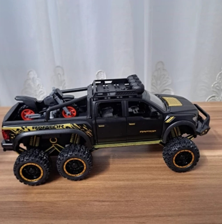 ماکت ماشین فورد رپتور f150 بهمراه موتور مشکی برند چه ژی مقیاس ۱/۲۸ خرید قسطی