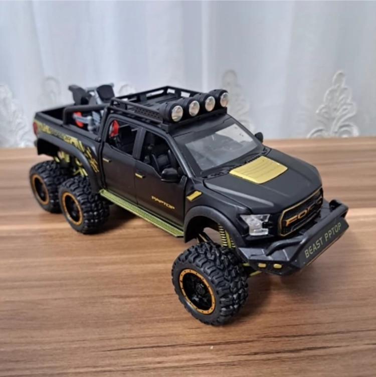 ماکت ماشین فورد رپتور f150 بهمراه موتور مشکی برند چه ژی مقیاس ۱/۲۸ خرید قسطی